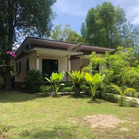 Lanta Living Bungalow